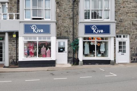 undefined, Riva, Cors Y Gedol, High Street, Barmouth, LL42 1DP