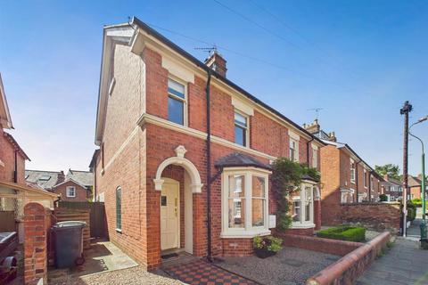 3 bedroom semi-detached house for sale, Darwin Street, Shrewsbury