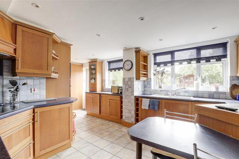 undefined, Derby Road, Beeston NG9