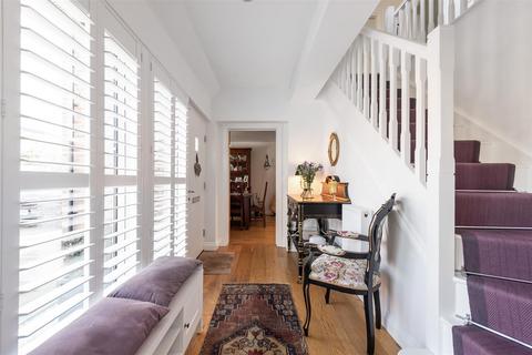 undefined, Taylor Close, Tonbridge
