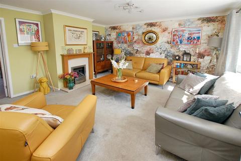 undefined, Great Elms, Hadlow, Tonbridge
