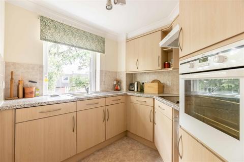 undefined, Alma Road, Windsor