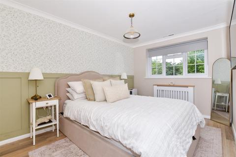 3 bedroom semi-detached house for sale, Pear Tree Avenue, Ditton, Kent