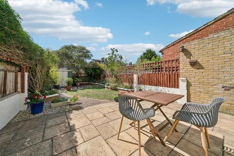 undefined, Framfield Road, Mitcham CR4