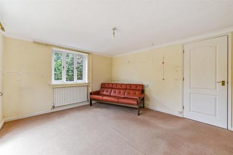 2 bedroom maisonette for sale, Carters Meadow, Charlton, Andover
