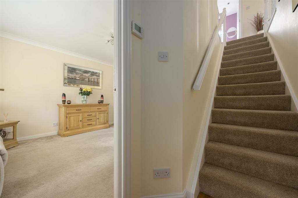 22 Beauly Crescent004.jpg