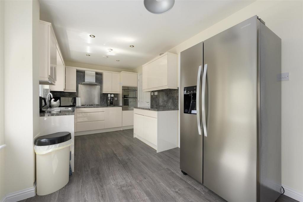 22 Beauly Crescent013.jpg