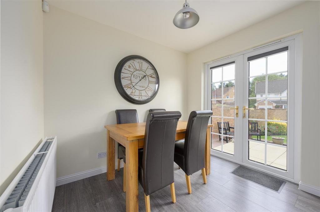 22 Beauly Crescent015.jpg