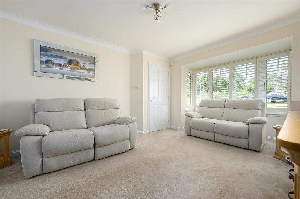 22 Beauly Crescent008.jpg