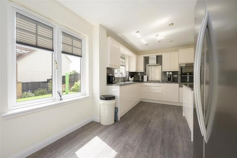 22 Beauly Crescent, KY11 8GW