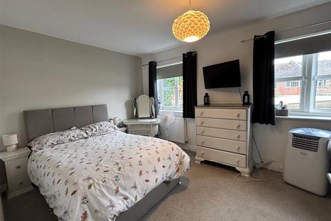 7 Farriers, Fordingbridge, SP6 1FE
