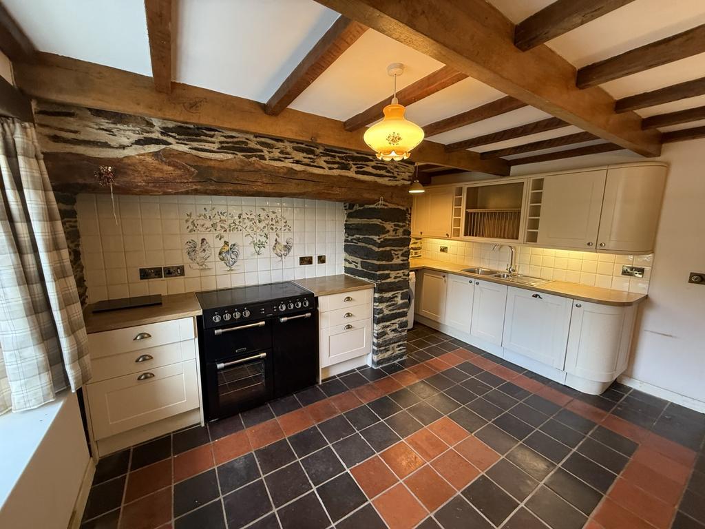 Kitchen / Breakfast Room