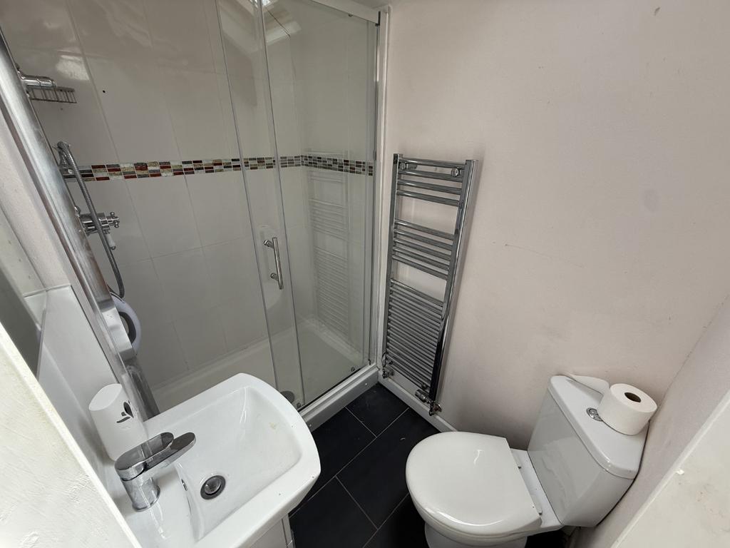En-suite shower room