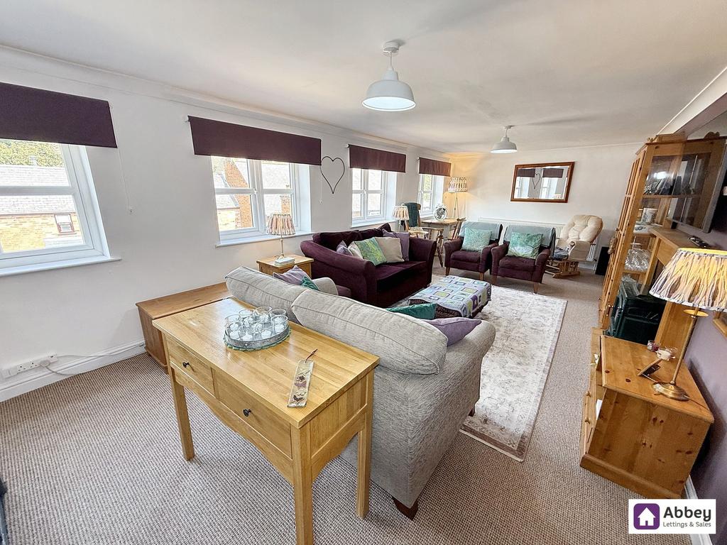 Open Plan Kitchen Living Area