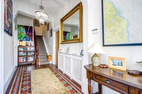 6 bedroom end of terrace house for sale, Windsor Crescent, Whitley Bay