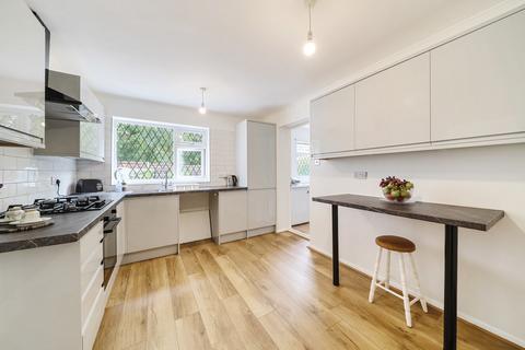 4 bedroom detached house for sale, Marshwood Road, Lightwater, Surrey, GU18