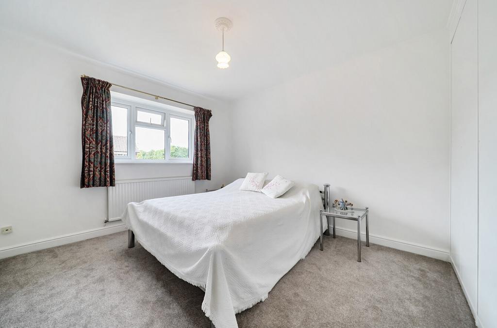 1339578-5-6895ddf...