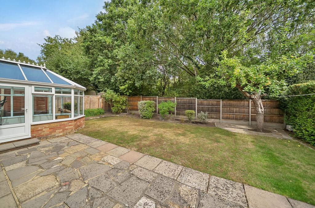 1339578-10-6895de...