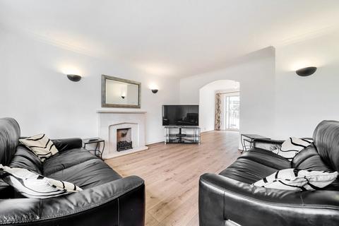4 bedroom detached house for sale, Marshwood Road, Lightwater, Surrey, GU18
