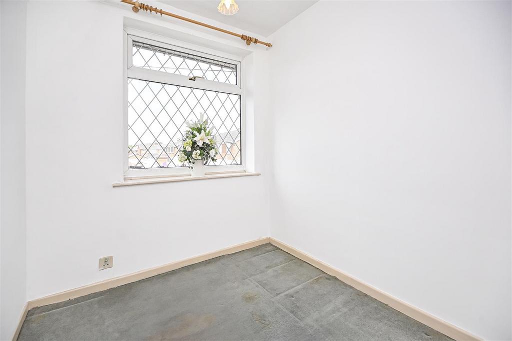 13 Angus Avenue Bedroom 3.jpg