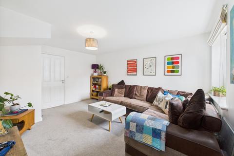 32 Ashton Way, Northampton, NN2 7AR