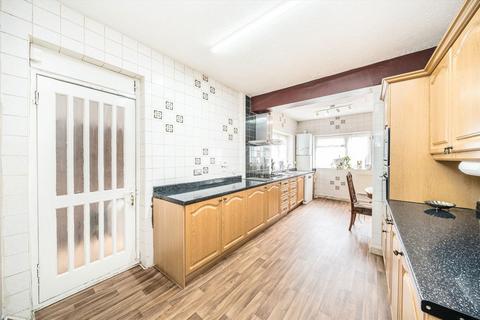 3 bedroom semi-detached house for sale, Great West Road, Isleworth TW7