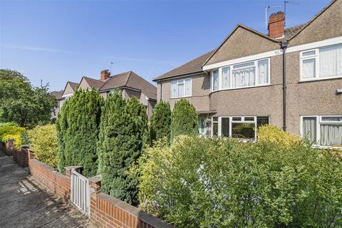 5 Tylers Path, Carshalton, SM5 2JB
