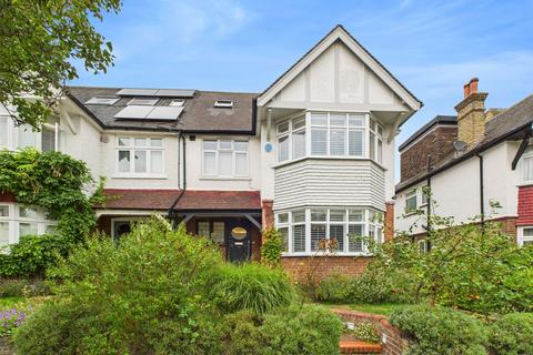 undefined, Hertford Avenue