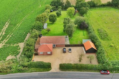 4 bedroom detached house for sale, Harleston Road, Diss IP21