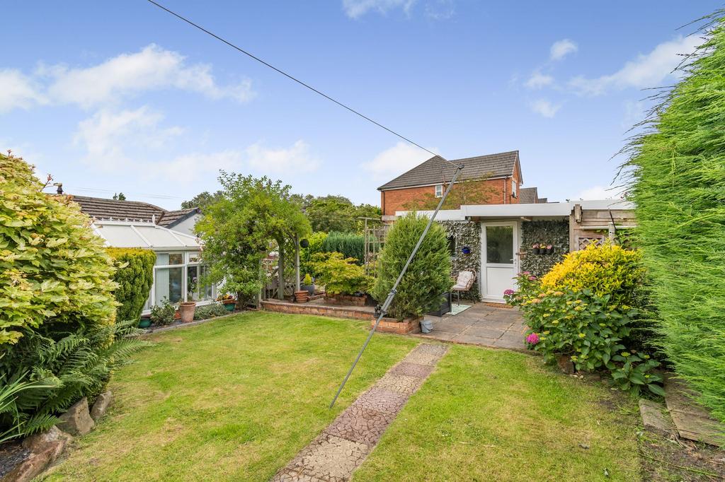 Garden to rear