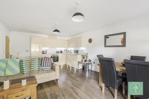 1 bedroom flat for sale, Chelmsford Road, Southgate, London, N14