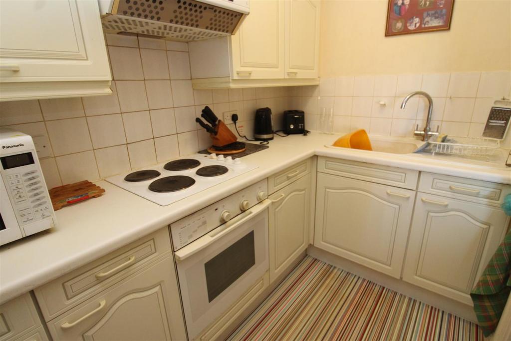 Kitchen.JPG