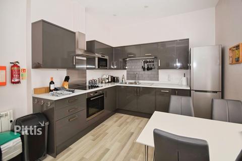 2 bedroom apartment to rent, Queens Road Shanklin PO37