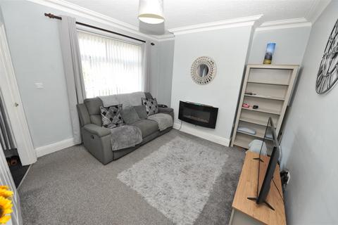 11 Southmere Crescent, Bradford, BD7 3NP