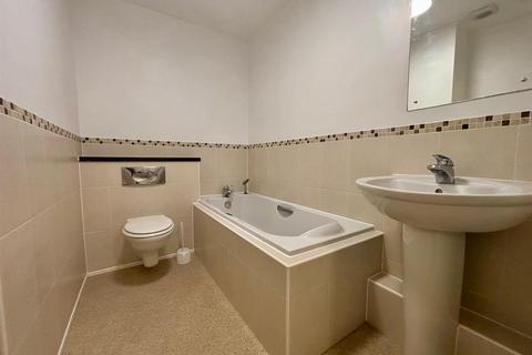 34 Bramshott Place, Fleet, GU51 4QF