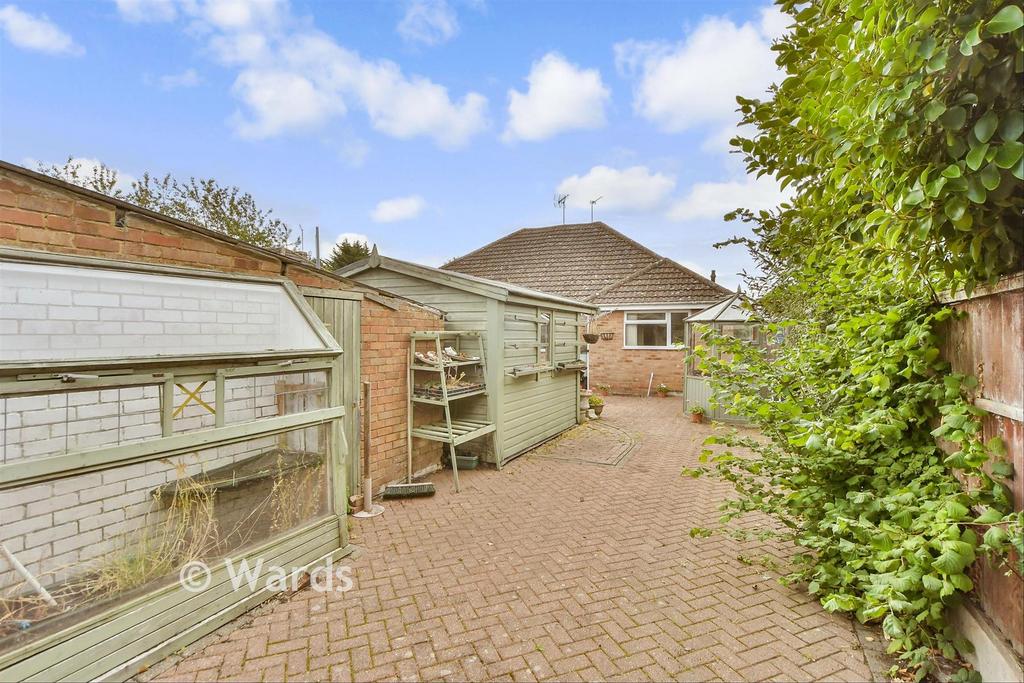 Driveway/Parking