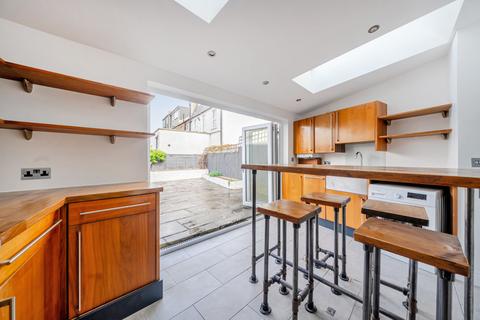 3 bedroom terraced house for sale, Links Road, Tooting, London, SW17