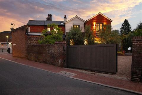 undefined, High Street, Lindfield