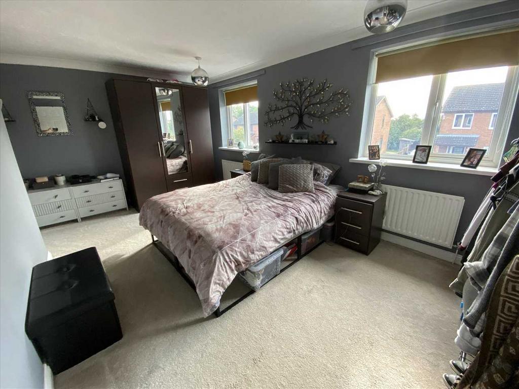 Bedroom 1: