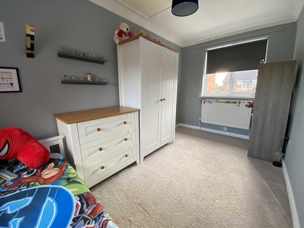 Bedroom 3:
