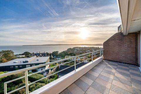 2 bedroom flat for sale, Lincombes, Torquay