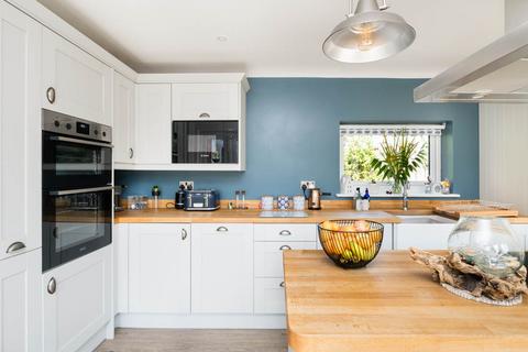 3 bedroom detached house for sale, Three Elms Road, Hereford HR4