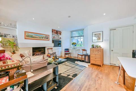 undefined, Wells road, Shepherd's Bush, London, W12