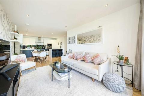 2 bedroom flat for sale, Pages Walk, London SE1