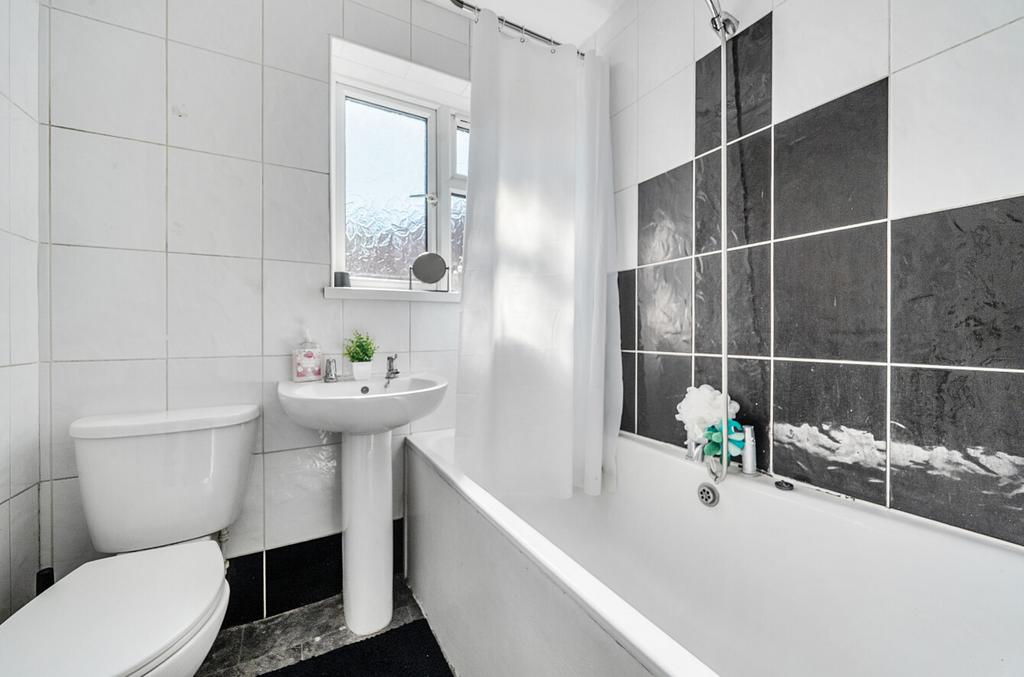 1333956-1-6899c55...