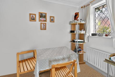 3 bedroom detached bungalow for sale, Stonefield Avenue, Easingwold, York