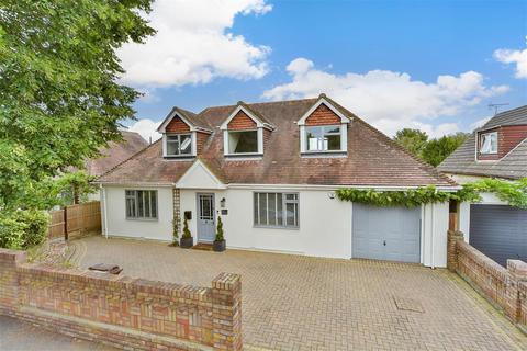 4 bedroom detached house for sale, Broadview Avenue, Rainham, Gillingham, Kent