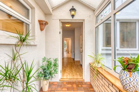 4 bedroom semi-detached house for sale, 2 Richelieu Park