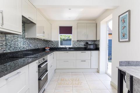 undefined, Lodge Close, Crawley RH11