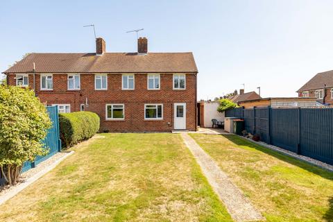 undefined, Lodge Close, Crawley RH11